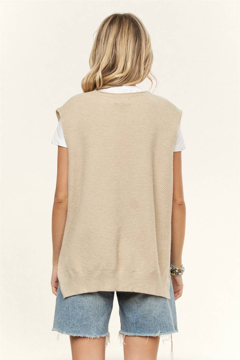 Adora V-NECK BOXY VEST TOP- LESW4003