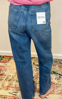 Zenana Sara High Waist Straight Leg Jean - Medium Wash SZ 26 NWT MSRP $50